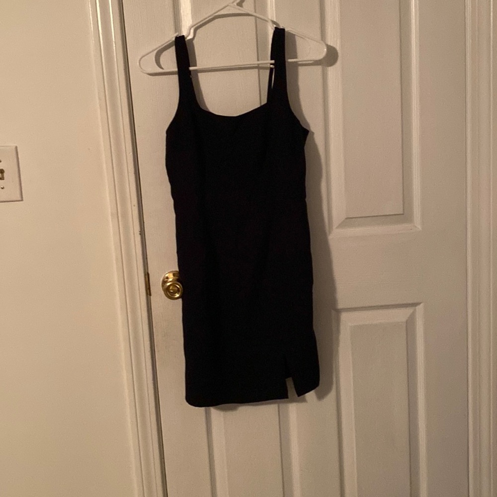 a black dress